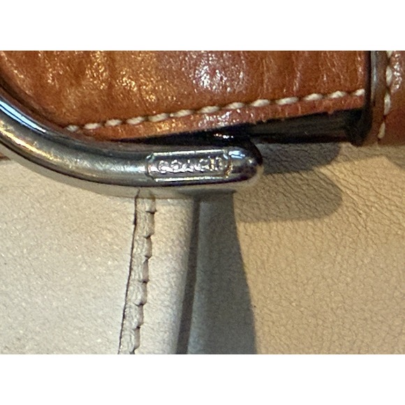 Coach Y2K White Brown Classic Medium Soho Flap Leather Shoulder Bag 9248 China - Picture 3 of 10